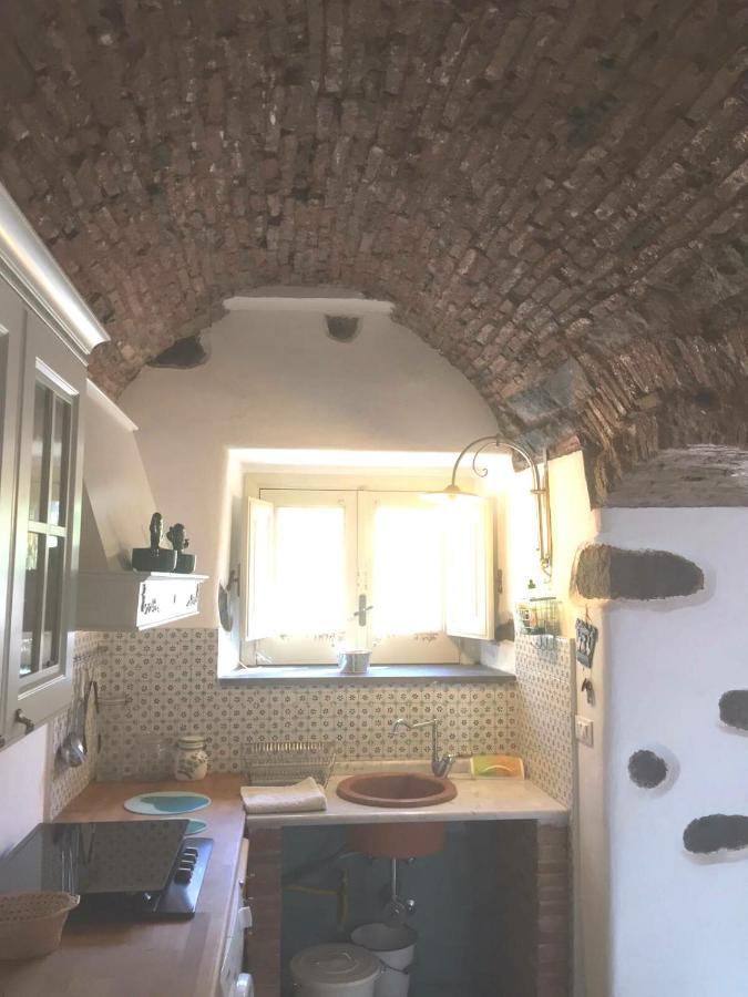 Bouganville Катания Экстерьер фото