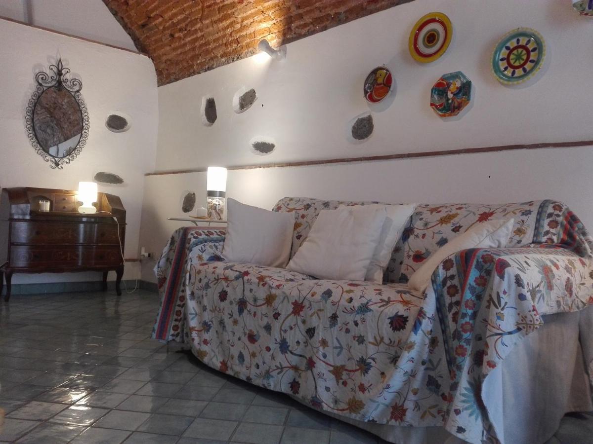 Bouganville Катания Экстерьер фото