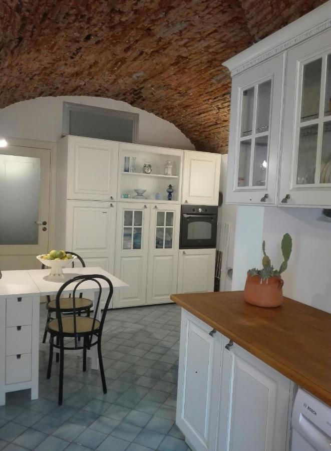 Bouganville Катания Экстерьер фото